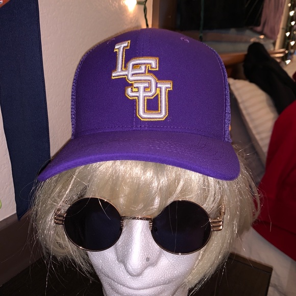 Nike LSU Tigers SnapBack Hat - Picture 2 of 4